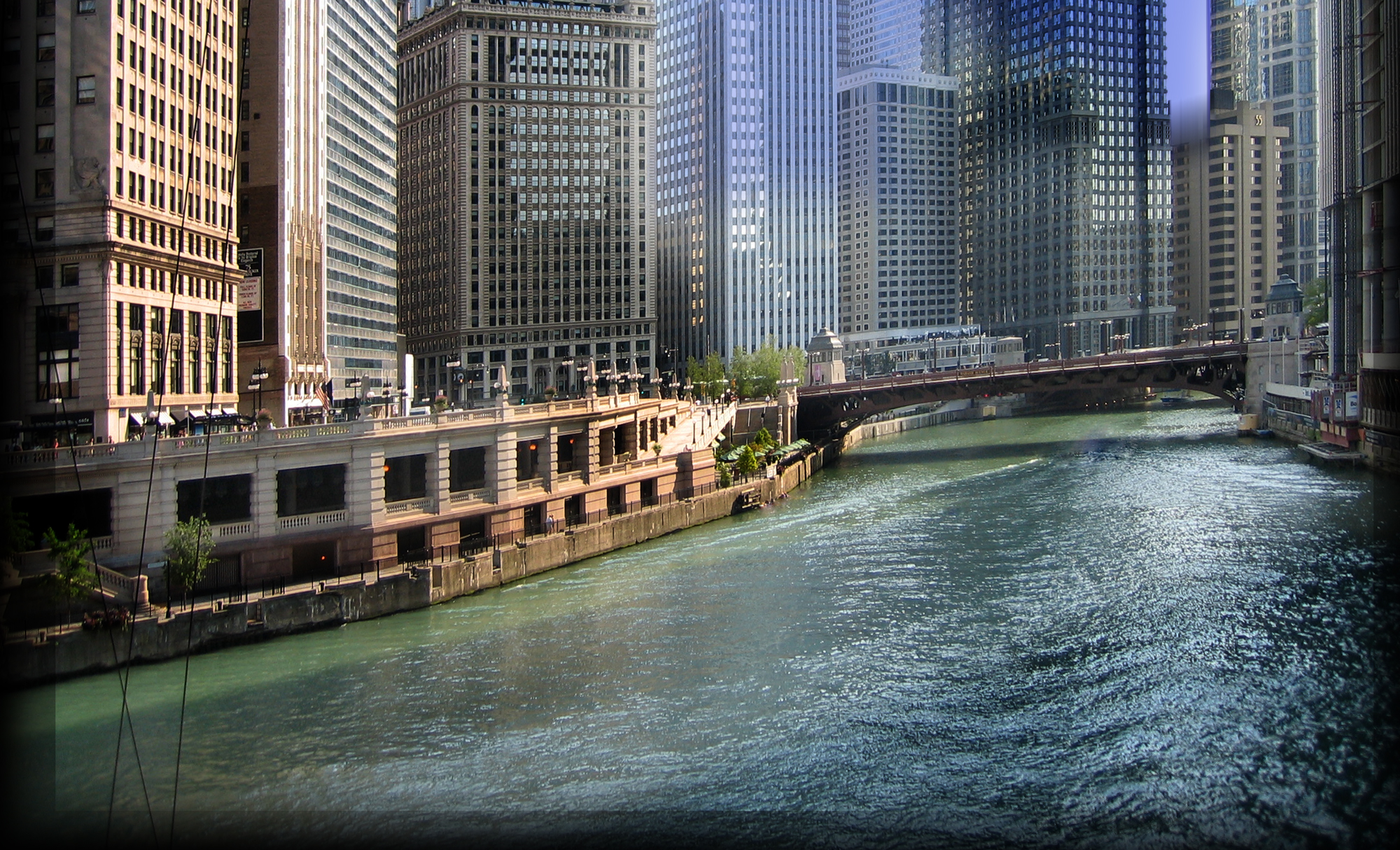 CHICAGO__037